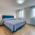 Vero-6 By Interhome Opatija