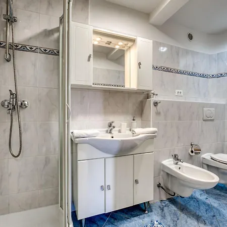Vero-6 By Interhome